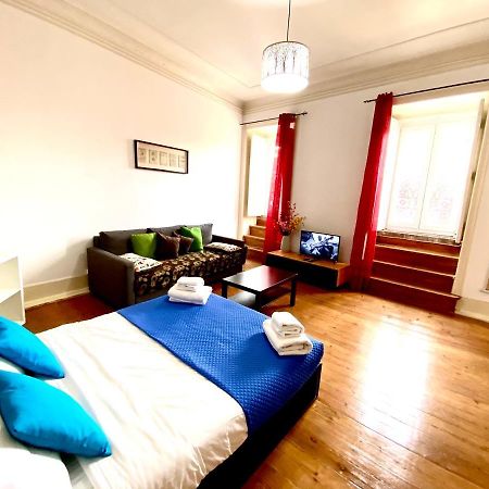 Classic Chiado 1 - Central Guest House Room With Shared Bathroom Лісабон Екстер'єр фото