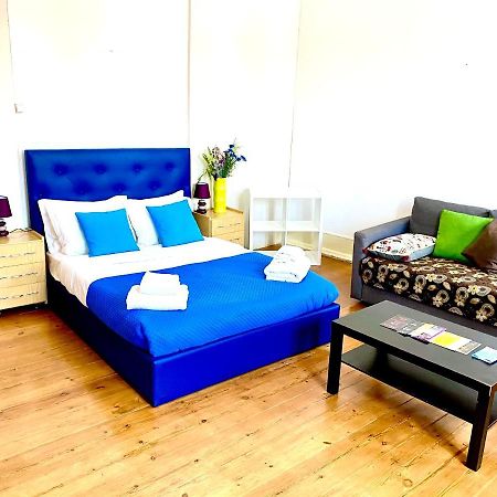 Classic Chiado 1 - Central Guest House Room With Shared Bathroom Лісабон Екстер'єр фото