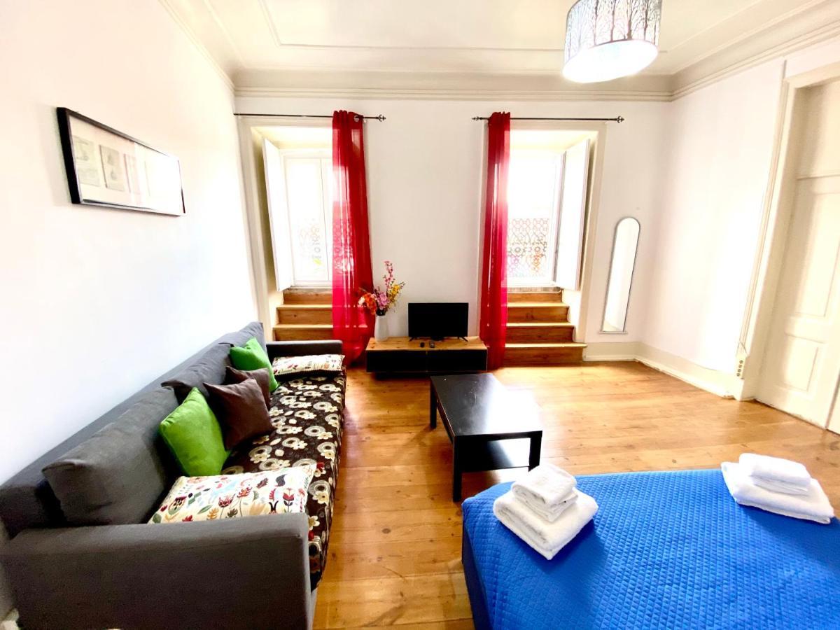 Classic Chiado 1 - Central Guest House Room With Shared Bathroom Лісабон Екстер'єр фото