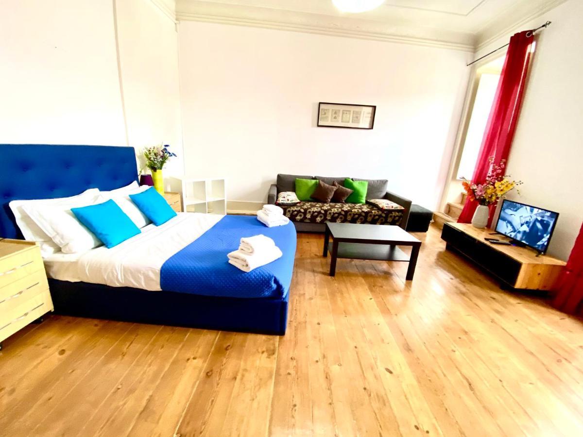 Classic Chiado 1 - Central Guest House Room With Shared Bathroom Лісабон Екстер'єр фото